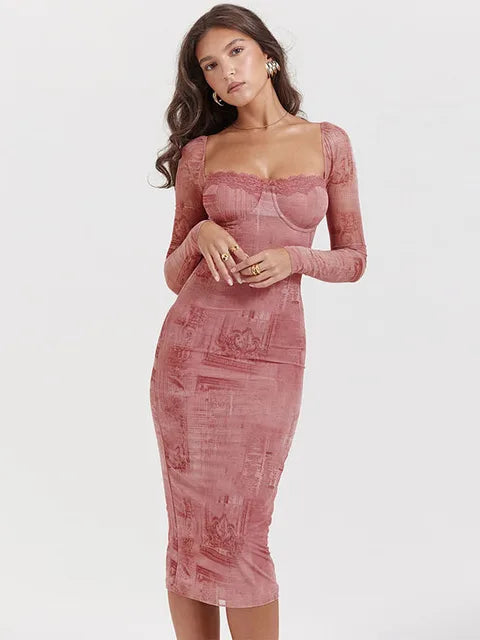 Langes Samtkleid