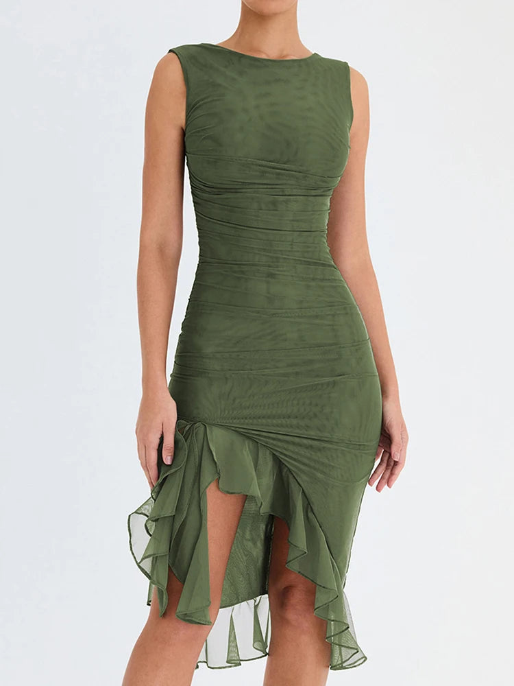 Asymmetrisches Rüschenkleid